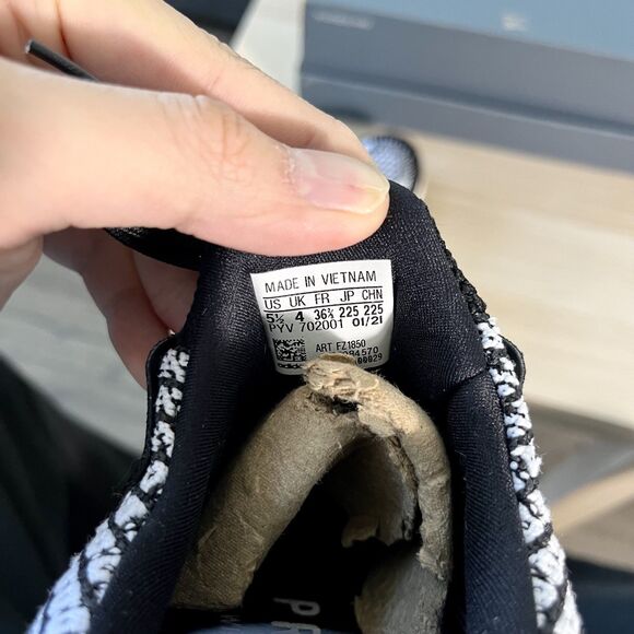 Adidas Ultra Boost Black White Running Shoes FZ1850 Women's Size 5.5 - Picture 10 of 12